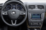 skoda-Yeti-interier-s-OEM-autoradiem (1)